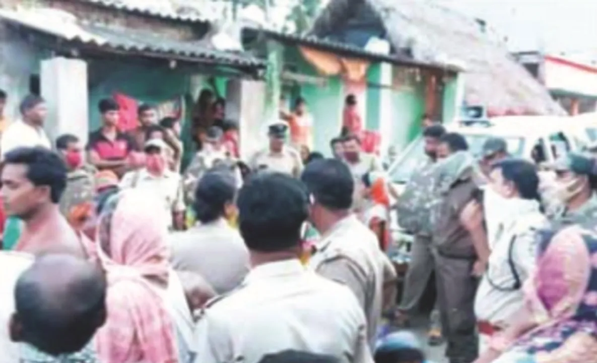  ଗୋପ : ପୁଲିସ କବ୍‌ଜାରୁ ଅଭିଯୁକ୍ତକୁ ଖସାଇ ୨୮ ଫସିଲେ