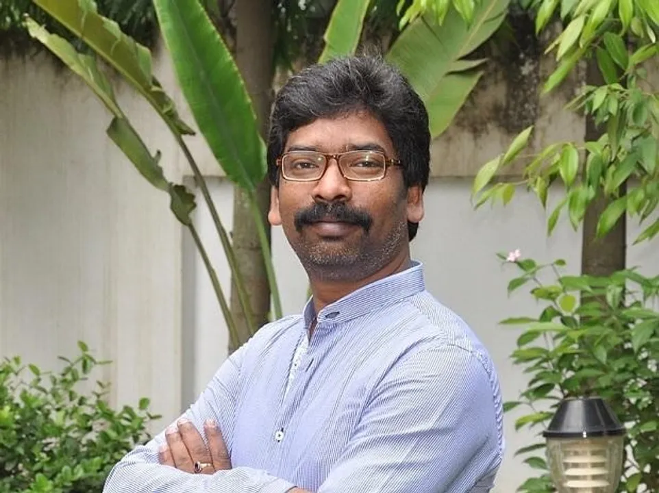  Business Standard 