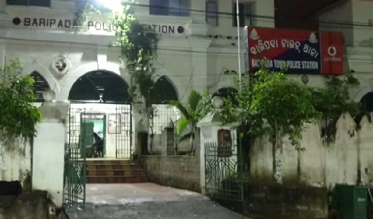  ବାରିପଦା ଟାଉନ୍ ଥାନାରେ ୩ ଅଧିକାରୀଙ୍କ ସମେତ ୬ କରୋନା ଆକ୍ରାନ୍ତ