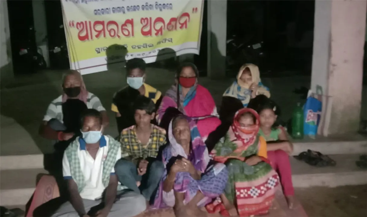  ଭଘରଭଙ୍ଗା ନୋଟିସ ପ୍ରତିବାଦ: ଅନଶନରେ ଭୂମିହୀନ ଭରତଙ୍କ ପରିବାର