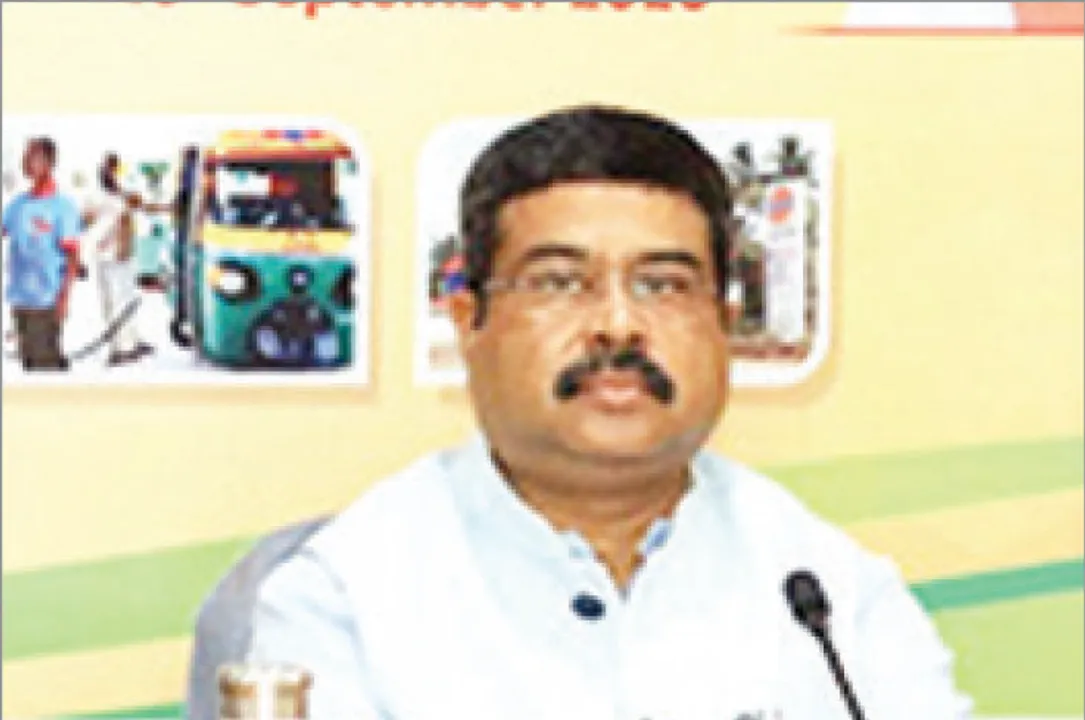  ୫୬ ନୂଆ ସିଏନ୍‌ଜି‌ ଷ୍ଟେସନ ଲୋକାର୍ପିତ, ୫ କୋଟି ଘରକୁ ପାଇପ୍ ଜରିଆରେ ଗ୍ୟାସ୍‌ ପହଞ୍ଚାଇବା ଲକ୍ଷ୍ୟ