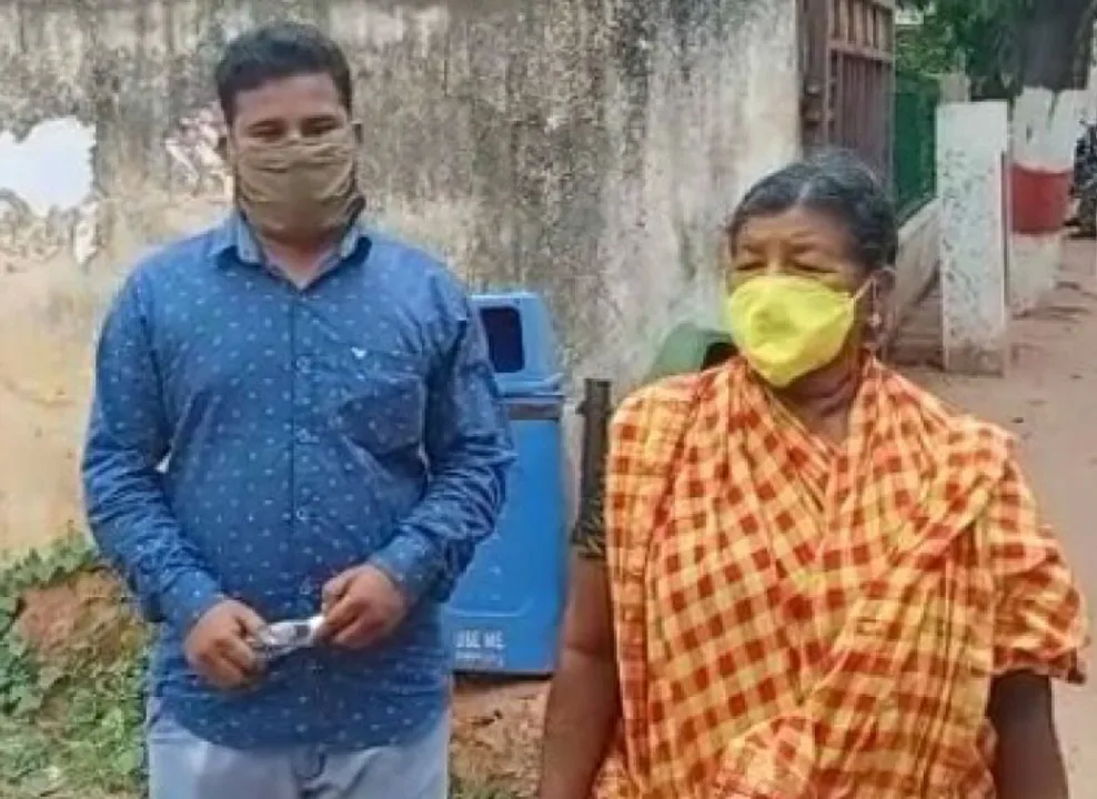  ମାଓନେତା ଆଜାଦ୍‌କୁ କରୋନା, ଭେଟିବାକୁ ଆସି ନିରାଶ ହେଲେ ମା’ ଓ ଭାଇ