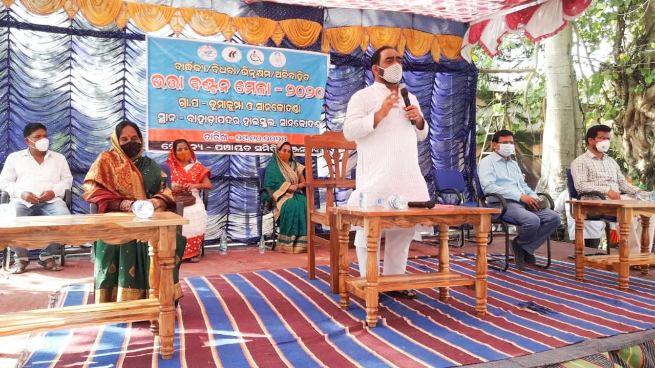  ସଚେତନ ରହିଲେ ସହଜରେ କରୋନାକୁ ମୁକାବିଲା କରି ପାରିବା: ମନ୍ତ୍ରୀ ଆରୁଖ 