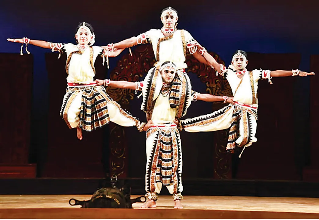  କରୋନା ସଂକଟରେ ଗୋଟିପୁଅ, ନଜର ଦେଉନି ସଂସ୍କୃତି ବିଭାଗ