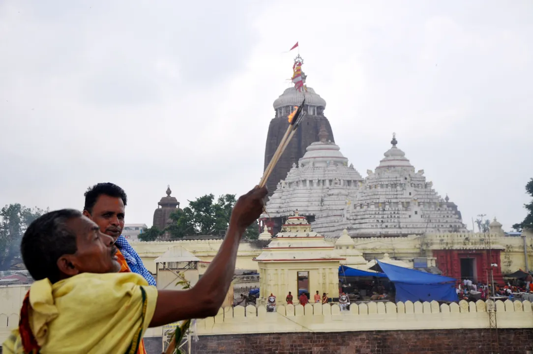  ବଡ଼ବଡୁଆଏ ହେ!...