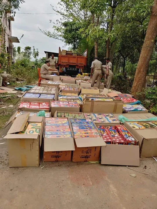  ଧରାକୋଟରୁ ୫୦ ଲକ୍ଷ ଟଙ୍କାରୁ ଊର୍ଧ୍ବ ବାଣ ଜବତ; ଟ୍ରକ ଛାଡ଼ି ଚାଳକ ଫେରାର୍