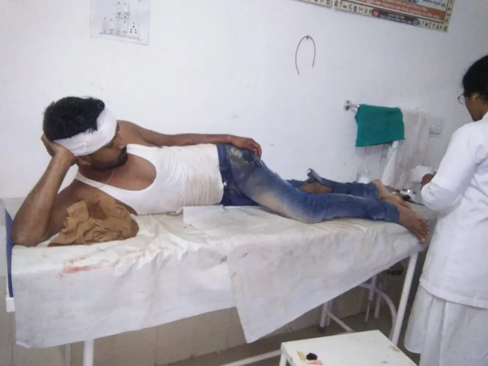  ବୁଲେଟ ଧକ୍କାରେ ଚାଳକ ସହ ୫ ଆହତ  