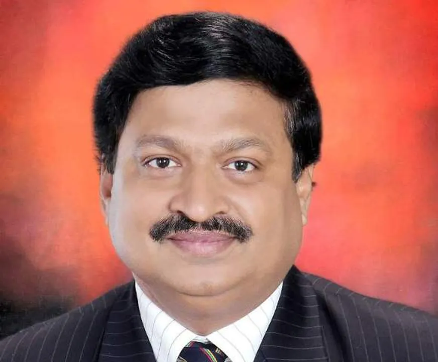  ଭିଜିଲାନ୍ସ ପଞ୍ଝାରେ ଆଇଏଫ୍‌ଏସ୍‌ ଅଭୟକାନ୍ତ : ଲୁଟିଛନ୍ତି କୋଟି କୋଟି ଟଙ୍କା