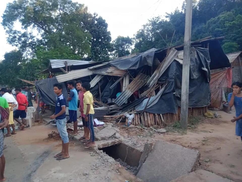  ନିୟନ୍ତ୍ରଣ ହରାଇ ହୋଟେଲରେ ପଶିଗଲା ଟ୍ୟାଙ୍କର