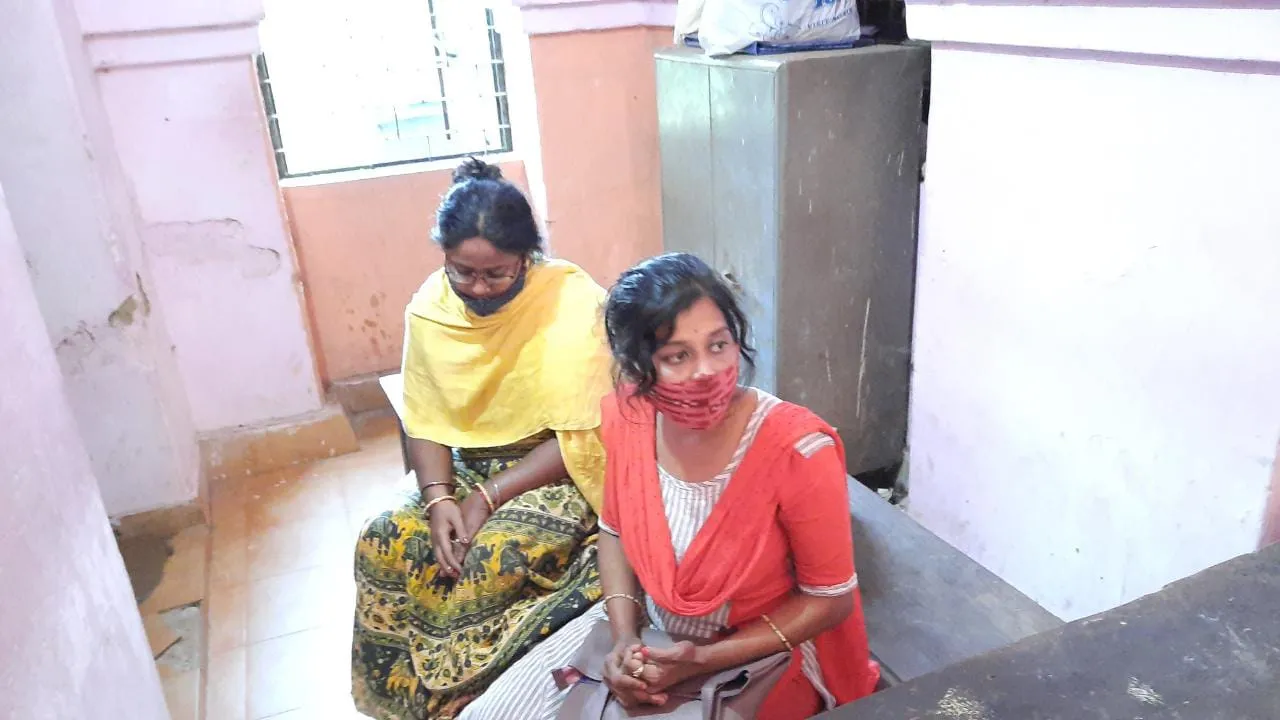  ଢେ଼ଙ୍କାନାଳ: ଜୁଏଲାରୀ ଦୋକାନରୁ ଧରା ହେଲେ ମହିଳା ଚୋର