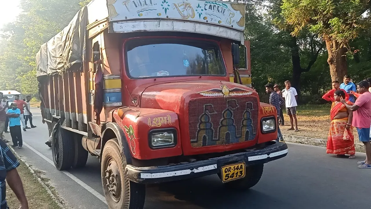  ରାଉରକେଲା  : ସିମେଣ୍ଟ ବୋଝେଇ ଟ୍ରକ ଧକ୍କାରେ ବାଇକ ଆରୋହୀ ମୃତ