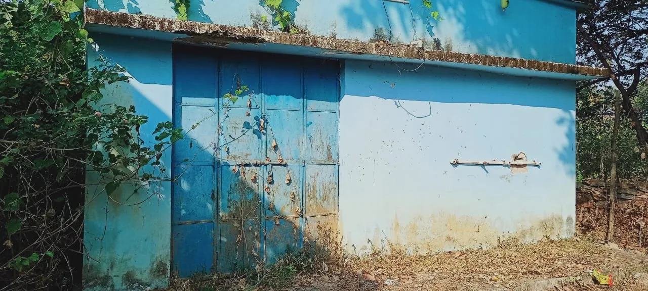  ଲକ୍ଷ ଲକ୍ଷ ଟଙ୍କା ବ୍ୟୟରେ ନିର୍ମିତ  ଆର୍‌ଓ ପ୍ଲାଣ୍ଟ୍‌ ଖତ ଖାଉଛି 