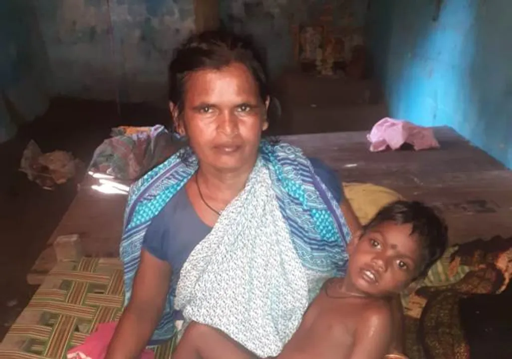  ଦିବ୍ୟାଙ୍ଗ ବୋଲି ବାପ‌ା-ମା’ ପଚାରିଲେନି, ବୃଦ୍ଧା ଜେଜେଙ୍କ ଭରସାରେ ଆସମାନ