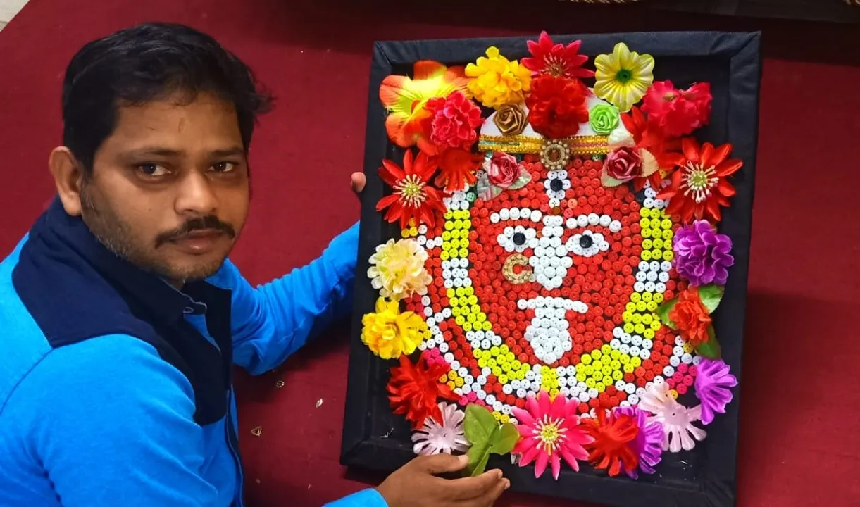  ସତ୍ୟ ମହାରଣାଙ୍କ ଆଉ ଏକ କୀର୍ତ୍ତିମାନ: ଇଣ୍ଡିଆ ବୁକ୍‌ ଅଫ୍ ରେକର୍ଡ଼ରେ ସ୍ଥାନ ପାଇଲା ମା ’କନ୍ଧୁଣୀଦେବୀଙ୍କ ବୋତାମ ପ୍ରତିମା