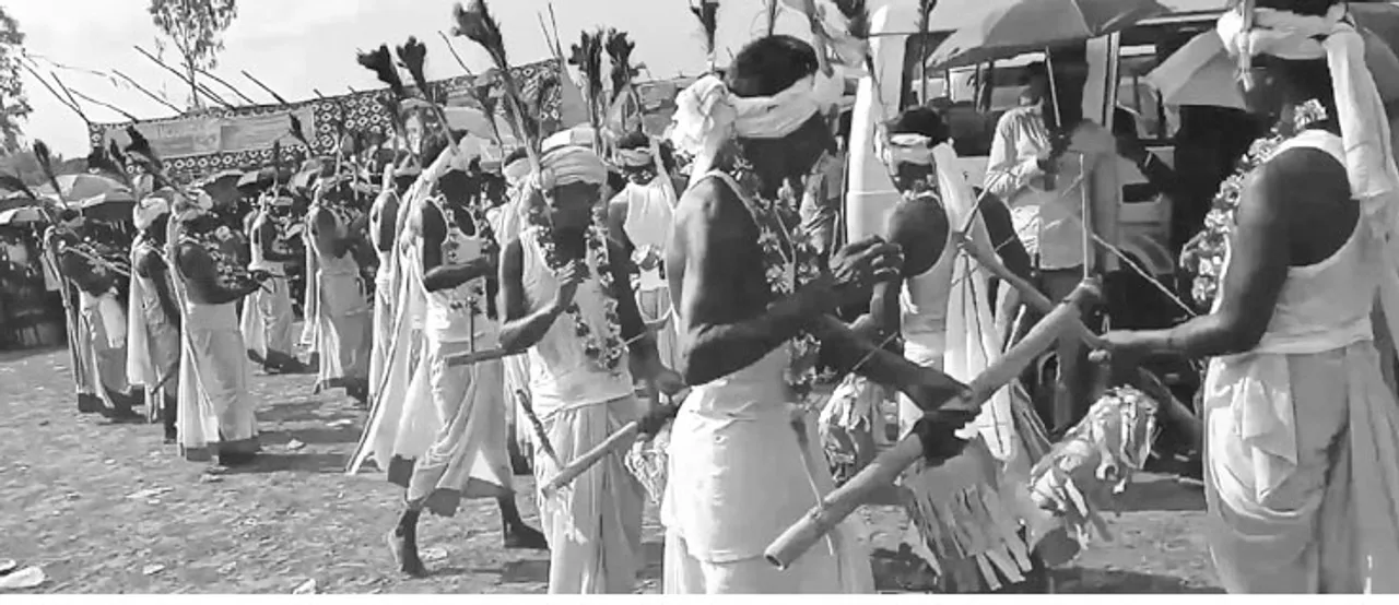  ସଂସ୍କୃତି ଚର୍ଚ୍ଚା: ଦଶାଇଁ ନାଚର ଉଲ୍ଲାସ