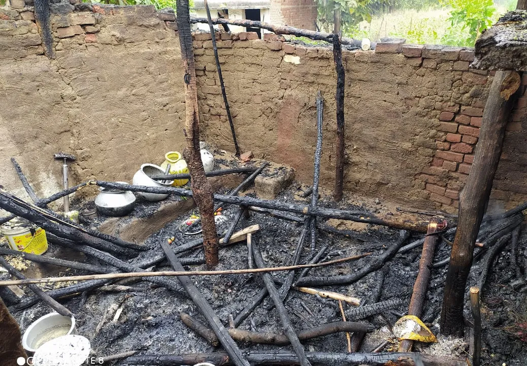  ଗ୍ୟାସ୍‌ ଲିକ୍‌ ହୋଇ ଜଳିଗଲା ଘର