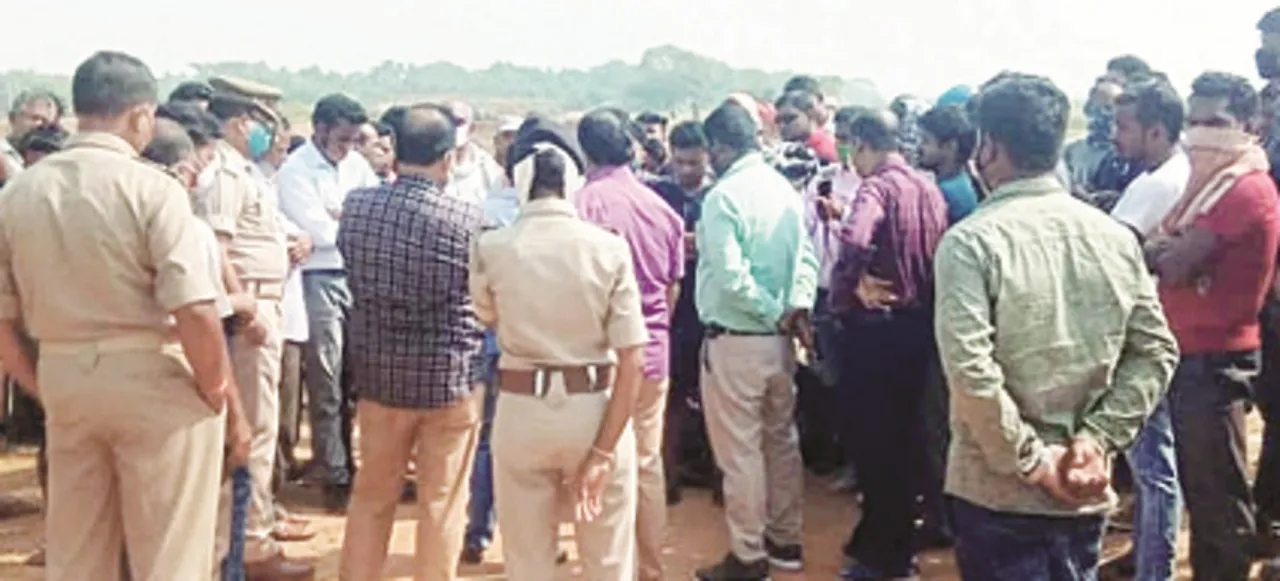  ଖରସ୍ରୋତାରୁ ଭଦ୍ରକକୁ ପାଣି ଦେବା ଯୋଜନା : ପ୍ରଶାସନ-ଆ‌‌ନ୍ଦୋଳନକାରୀ ମୁହାଁମୁହିଁ