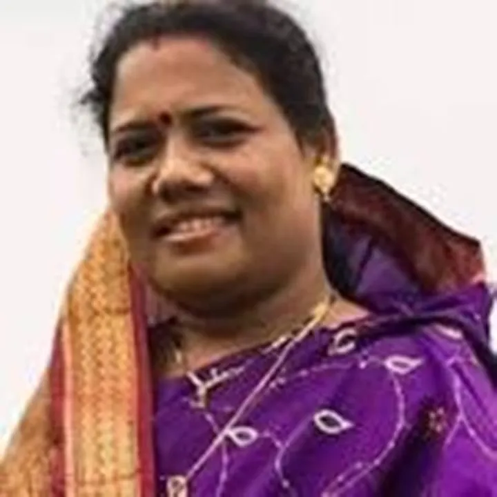  ‘ଅଫିସ୍‌ ଅଫ୍ ପ୍ରଫିଟ୍‌’ ଅଭିଯୋଗ, ଅଡ଼ୁଆରେ ସୁନ୍ଦରଗଡ଼ ବିଧାୟିକା କୁସୁମ ଟେଟେ