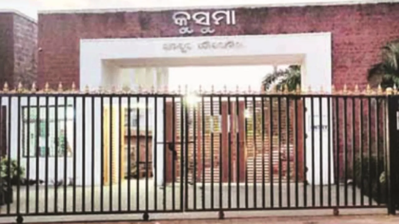  ୨ବର୍ଷ ପରେ ପଦାକୁ ଆସିଲା ତଥ୍ୟ : କୁସୁମା ପାଇଁ ଖର୍ଚ୍ଚ ହୋଇଛି ୧୨.୯୦ କୋଟି