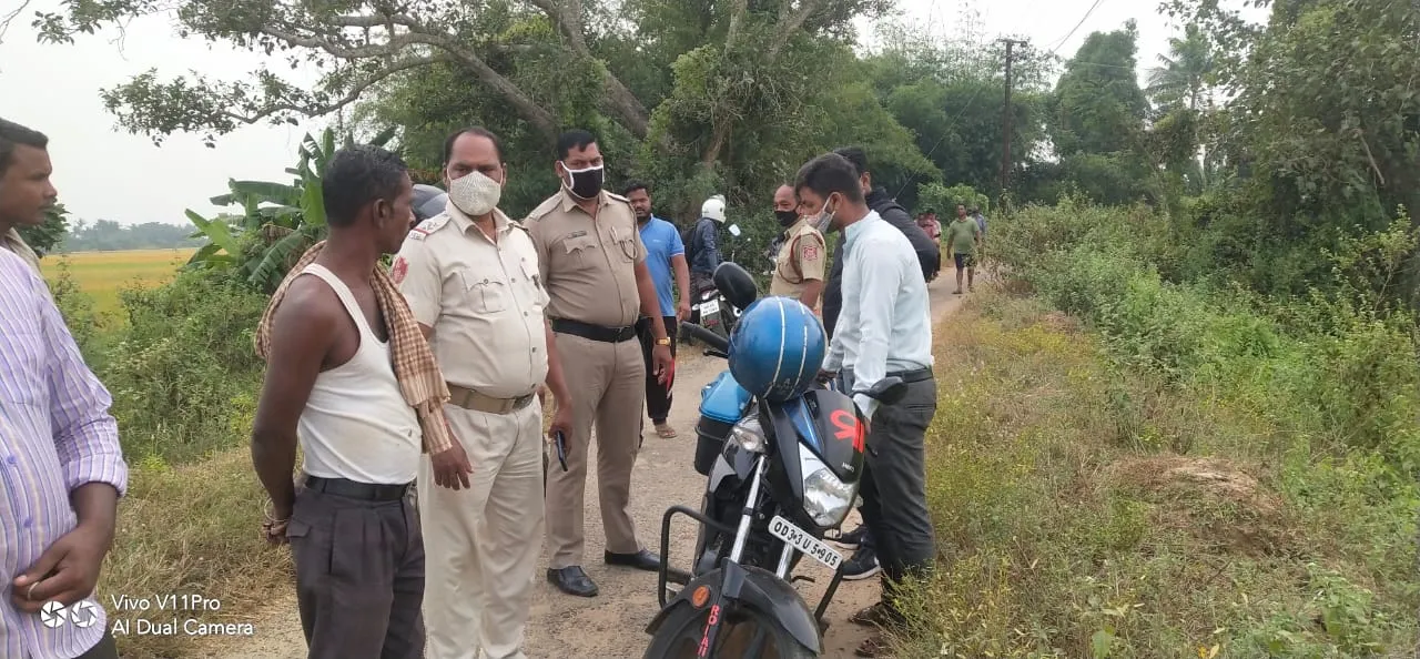  ଲୁଟେରାଙ୍କ ଟାର୍ଗେଟରେ ଅର୍ଥ ଲଗାଣକାରୀ ସଂସ୍ଥା, ବନ୍ଧୁକ ଓ ମାରଣାସ୍ତ୍ର ଲଗାଇ ୨ କର୍ମଚାରୀଙ୍କୁ ଲୁଟିଲେ