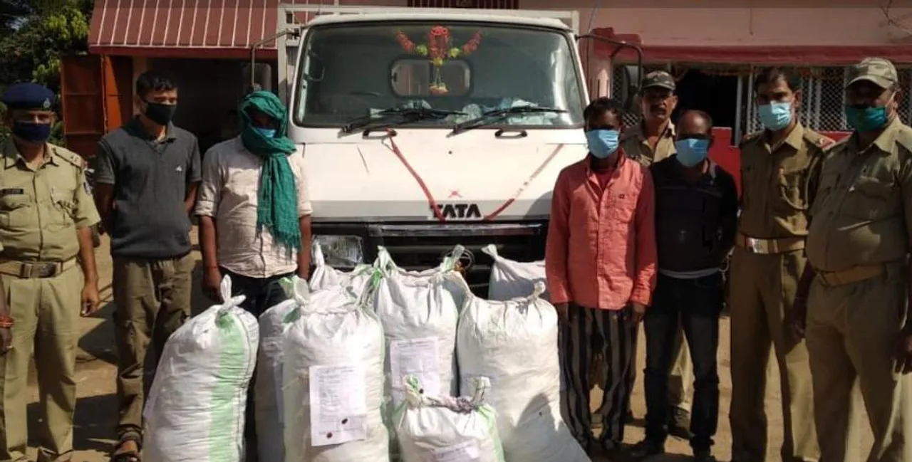  ମିନି ଟ୍ରକ୍‌ରୁ ୨୫୭ କିଲୋ ଚୋରା ଗଞ୍ଜେଇ ଜବତ; ୪ ଗିରଫ