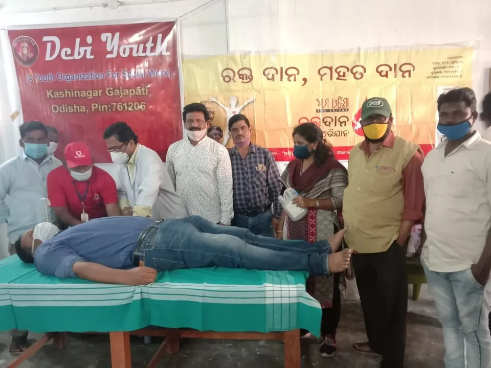  ସମ୍ବାଦ ଆମ ଓଡ଼ିଶା ପକ୍ଷରୁ ରକ୍ତଦାନ ଶିବିର, ବର୍ତ୍ତମାନ ସୁଦ୍ଧା ୨୦ୟୁନିଟ ରକ୍ତ ସଂଗ୍ରହ