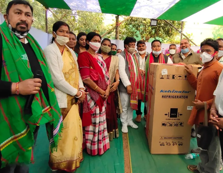  ସହୀଦ୍ ରତିକାନ୍ତ-କୂଳଦୀପ ସ୍ମୃତି କମିଟି ପକ୍ଷରୁ ବାଳସେବାଶ୍ରମ ଅନ୍ତେବାସୀଙ୍କୁ ରେଫ୍ରିଜେରଟର୍, ଖାତା ଓ ବହି ବଣ୍ଟନ