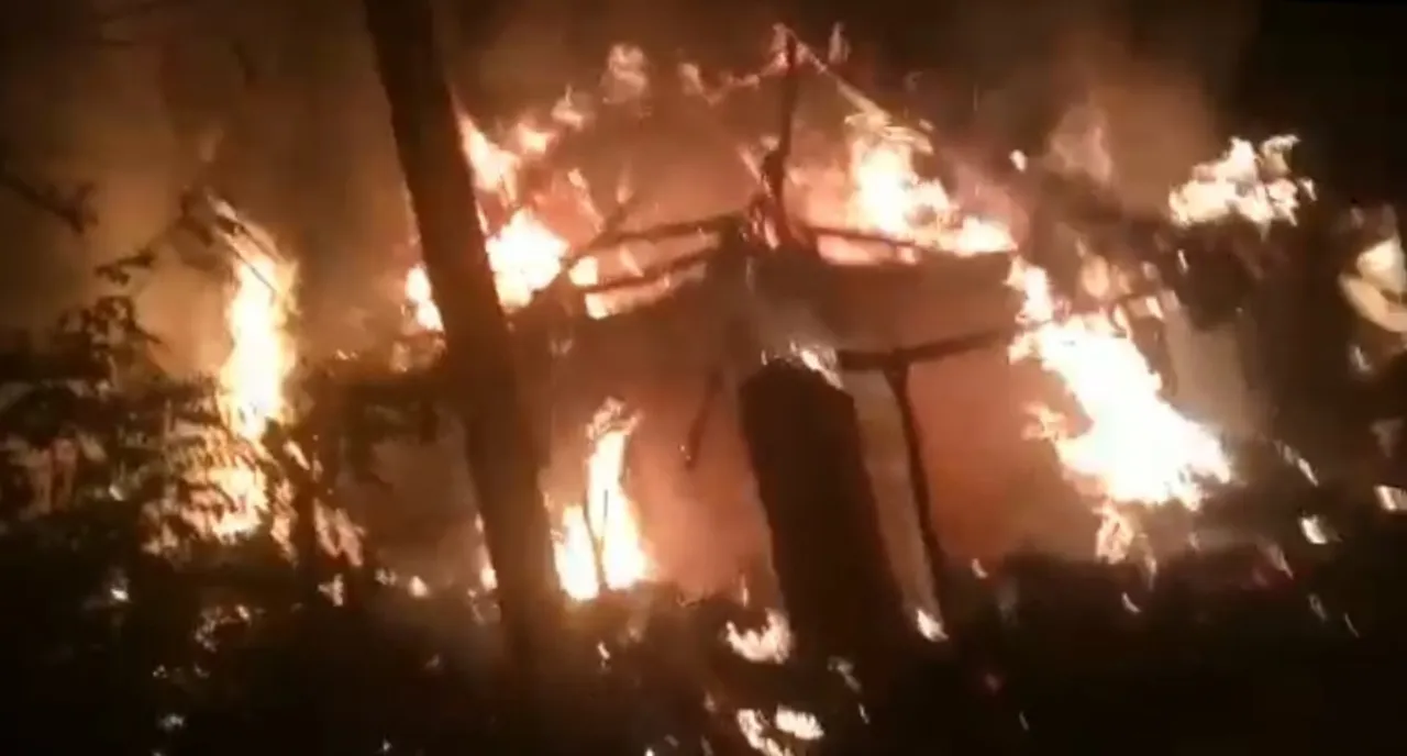  ୫ ପରିବାରର ୮ ବଖରା ଜଳିଗଲା; ଦମ୍ପତି ଆହତ