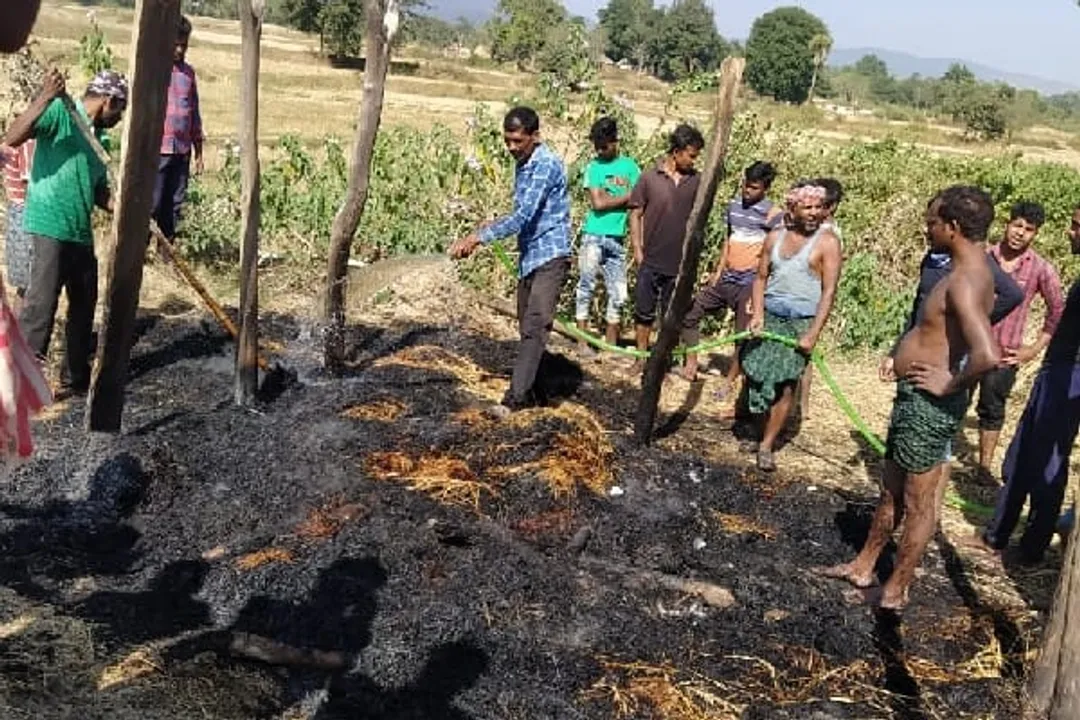  ୩ ଶହ ଧାନ ବିଡା ପୋଡ଼ି ପାଉଁଶ