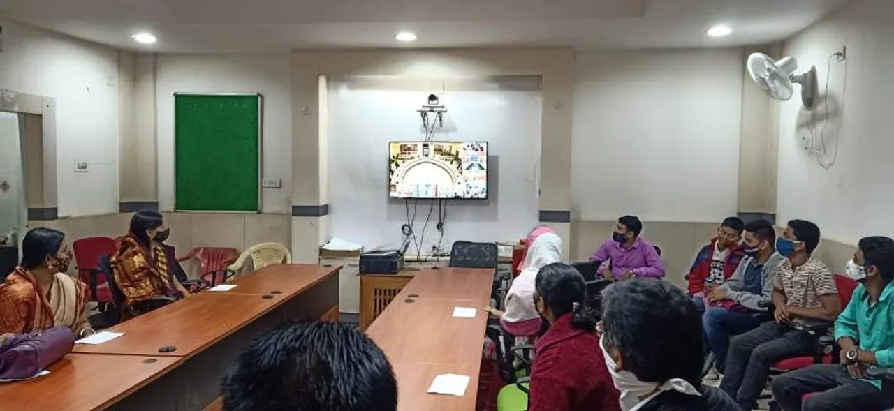  ଜିଲ୍ଲାର ସହିଦ କୋଭିଡ ଯୋଦ୍ଧାଙ୍କ ପରିବାର ସହ କଥାହେଲେ ମୁଖ୍ୟମନ୍ତ୍ରୀ