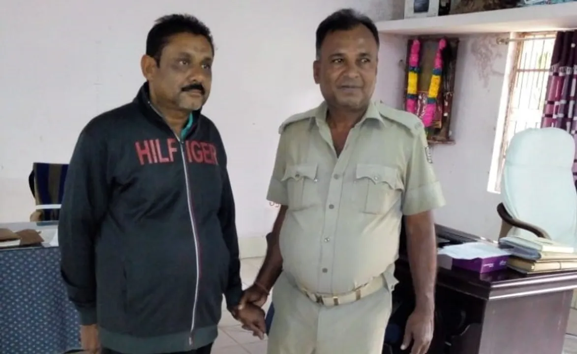  ଚାକିରି ନାଁରେ ୨୭ ଲକ୍ଷ ଠକେଇ, ବନ୍ଧା ହେଲେ ୱେବ୍ ସାମ୍ବାଦିକ 