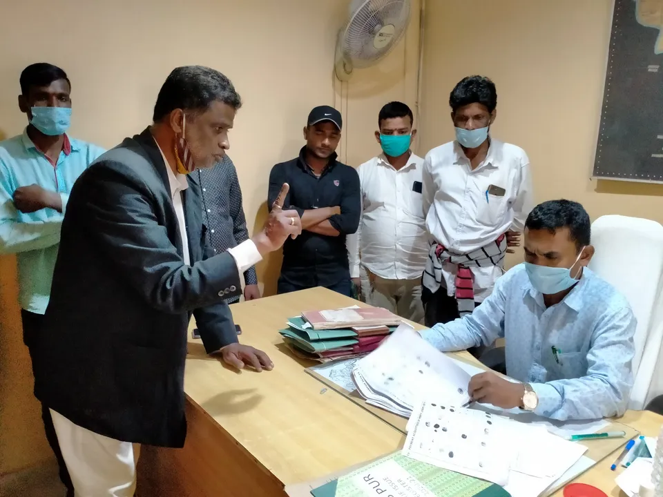  ୩ ବର୍ଷ ହେଲା ୩୫ ଭୂତ ପାଉଛନ୍ତି ଭତ୍ତା, ଆରଟିଆଇରେ ଗ୍ରାମବାସୀ ହାତେଇଲେ ତଥ୍ୟ