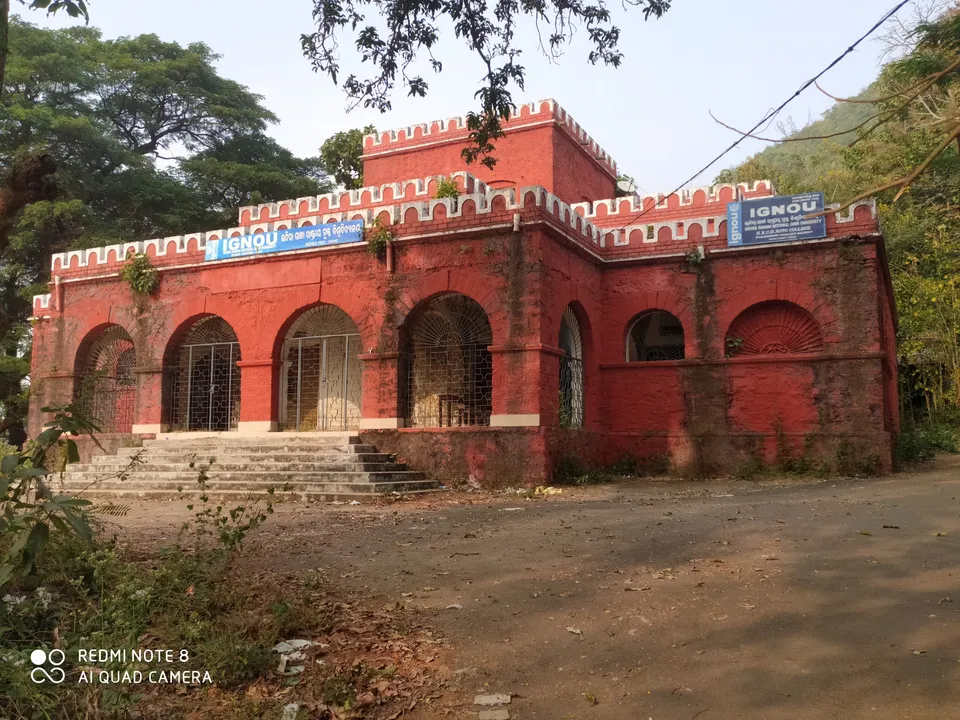  ଏସ୍‌କେସିଜି ମହାବିଦ୍ୟାଳୟ କୋଠା ମରାମତି ଓ ନିର୍ମାଣରେ ପୂର୍ତ୍ତବିଭାଗର ଅବହେଳା