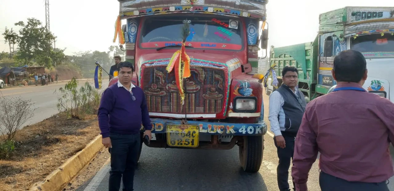  ଖୋର୍ଦ୍ଧାରେ ବେଆଇନ ଲଘୁ ଖଣିଜ ଦ୍ରବ୍ୟ ଧରପଗଡ଼: ୮ ମାସରେ ୧ କୋଟି ୩୬ଲକ୍ଷ ଟଙ୍କା ଜୋରିମାନା ଆଦାୟ