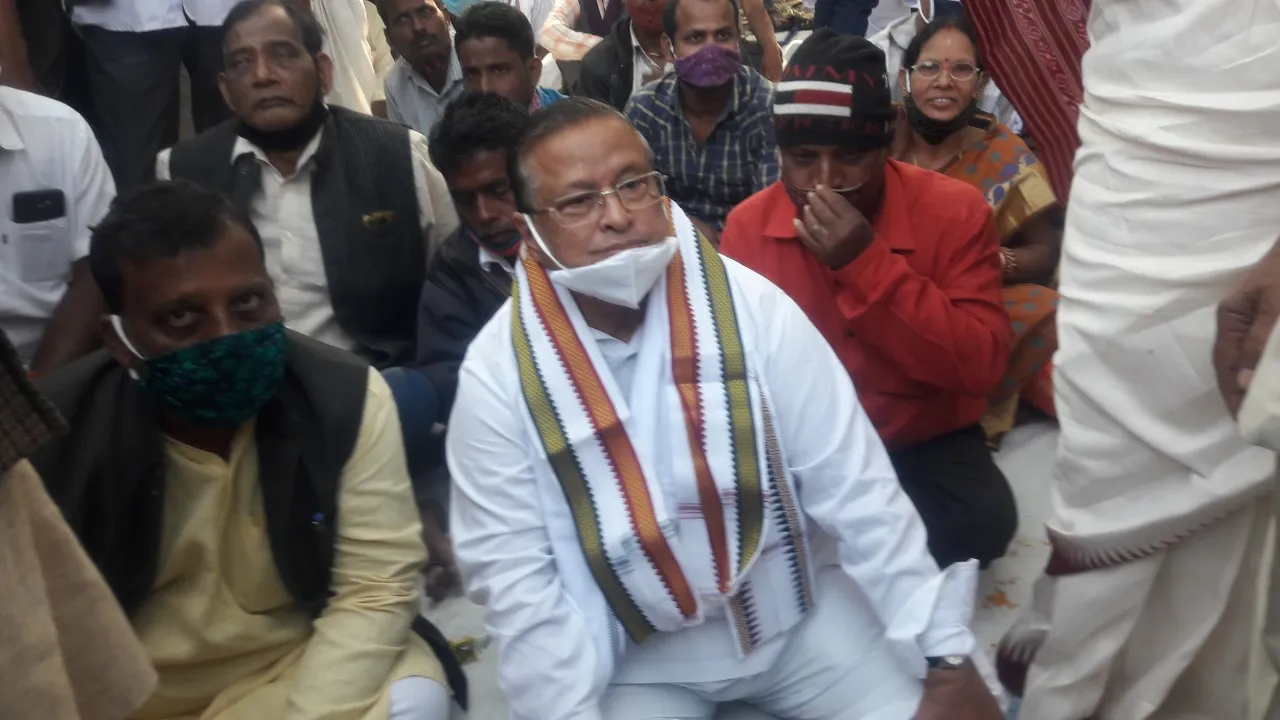  ଏସ୍‌ପି ଅଫିସ ସମ୍ମୁଖରେ କଂଗ୍ରେସର ବିକ୍ଷୋଭ, ସାମିଲ ହେଲେ ପିସିସି ସଭାପତି