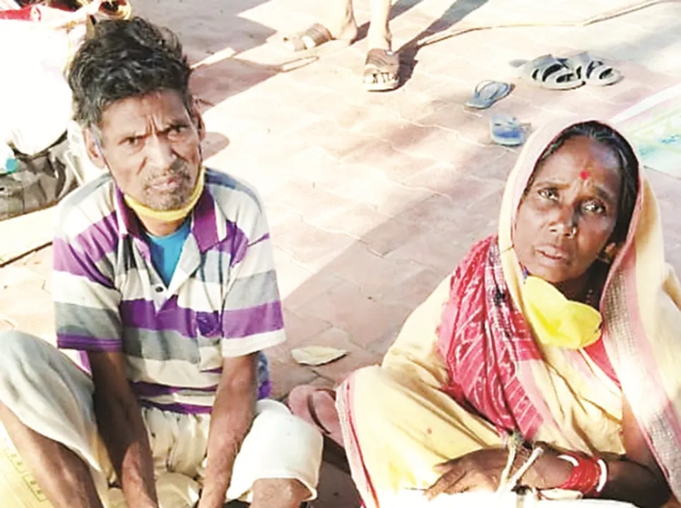  ରୋଗିଣା ବାପାକୁ ମେଡିକାଲ୍‌ ବାରଣ୍ଡାରେ ଛାଡ଼ି ପଳାଇଲା ପୁଅ
