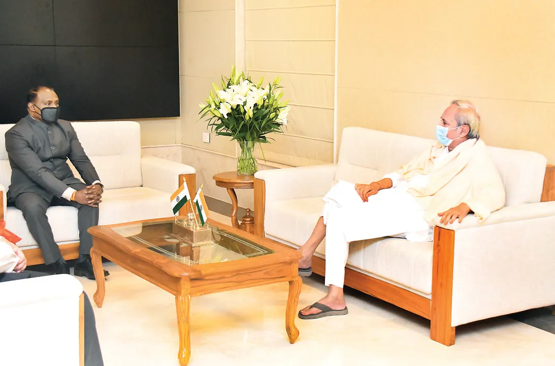  ମୁଖ୍ୟମନ୍ତ୍ରୀ, ରାଜ୍ୟପାଳଙ୍କୁ ଭେଟିଲେ ଗିରୀଶ