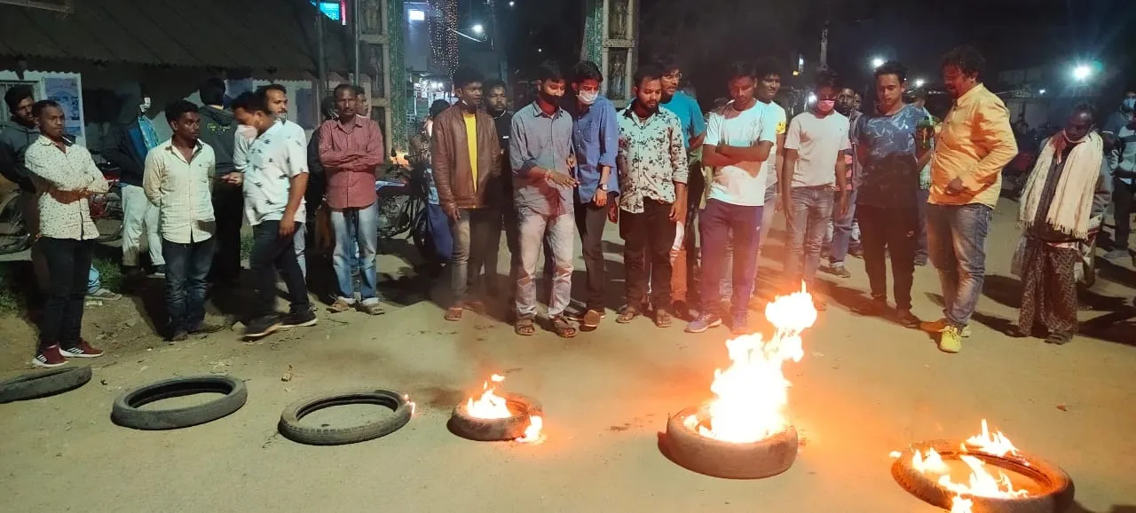  ବୋଲେରୋ ଧକ୍କାରେ ବାଇକ ଜଳିଯିବା ଘଟଣା : ବାପା-ପୁଅ ପରେ ହସ୍ପିଟାଲରେ ଆଖି ବୁଜିଲେ ମା’