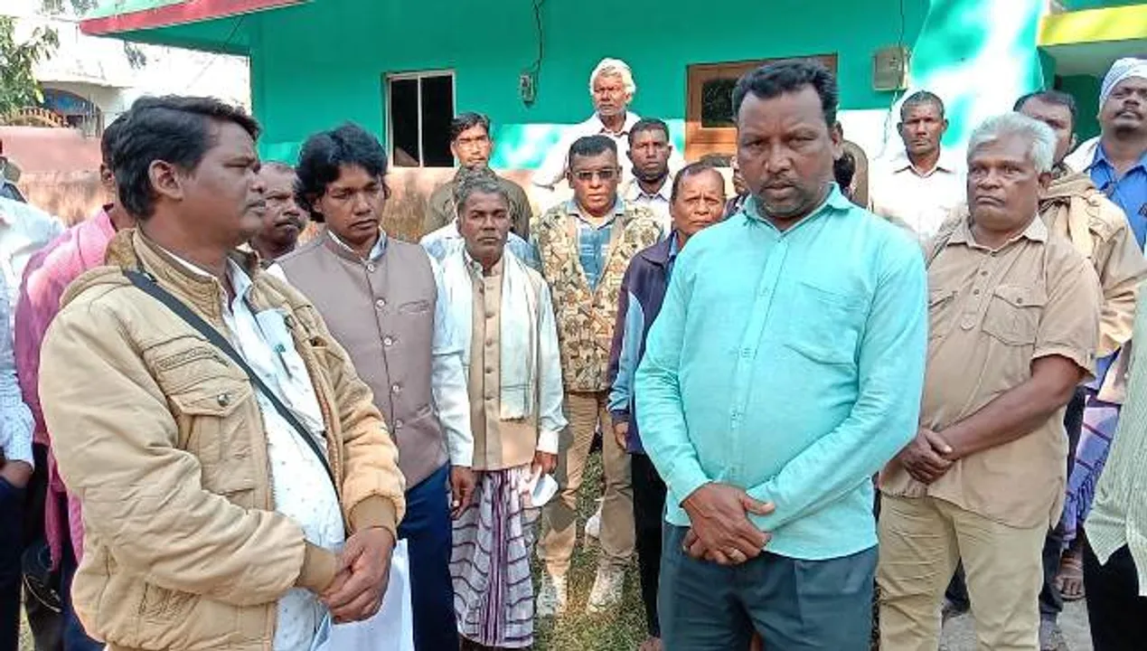  ଆଦିବାସୀମାନଙ୍କୁ ହିନ୍ଦୁରେ ସାମିଲ କରାଇବାକୁ ନେଇ ଆସେକାର ବିରୋଧ