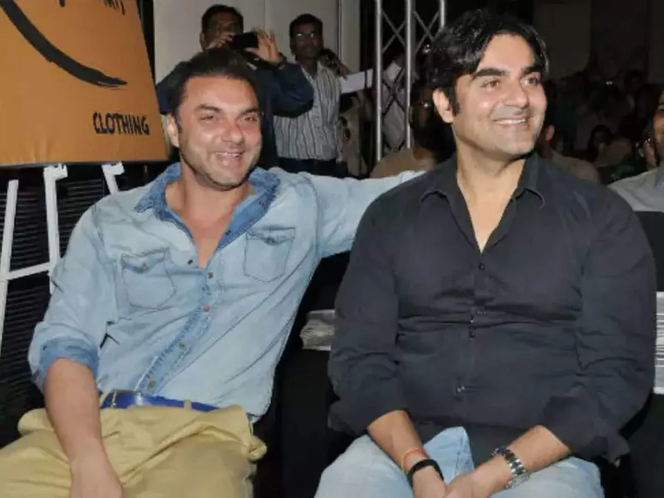  Mumbai Mirror 