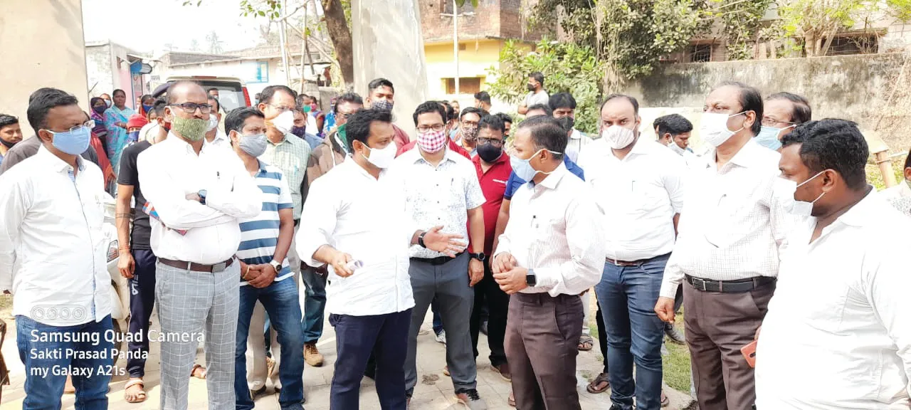  ବିଏମ୍‌ସି କମିସନର ୪୫ ନମ୍ବର ୱାର୍ଡରେ ସମସ୍ୟା ଶୁଣିଲେ