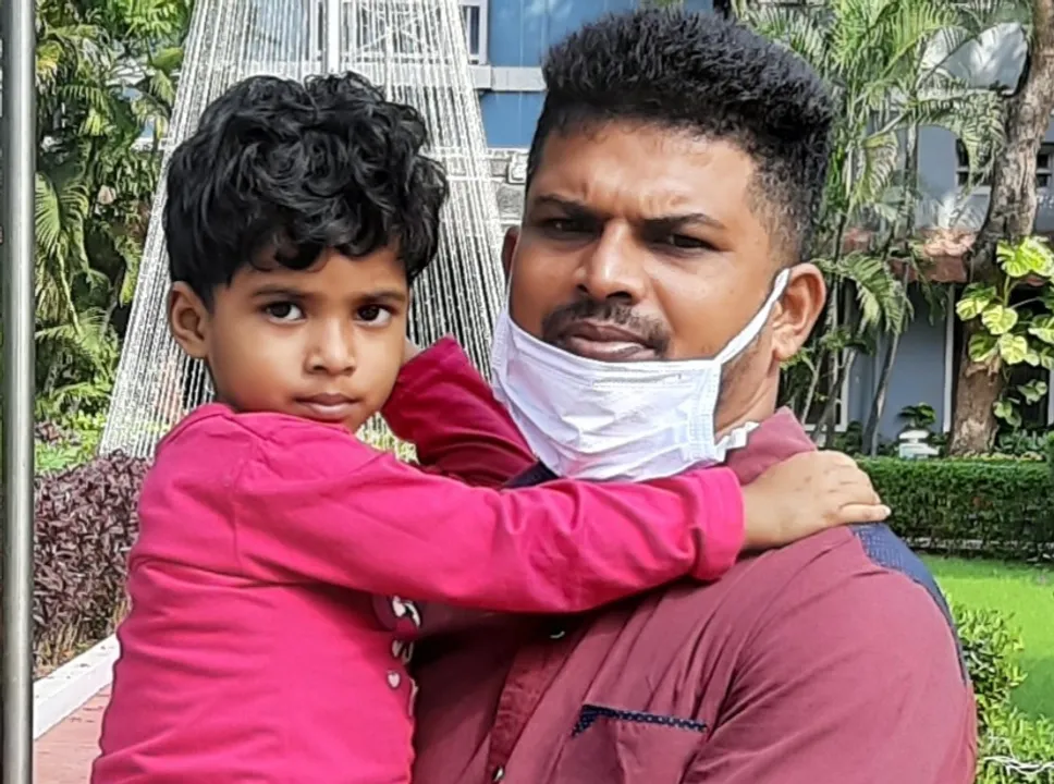  ୪ ବର୍ଷର ଝିଅକୁ ଲିଭର କ୍ୟାନ୍ସର, ୫୦ ହଜାର ଟଙ୍କା ଆର୍ଥିକ ସହାୟତା କଲେ ବିନୋଦ