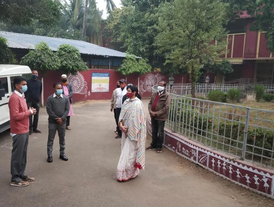  ଭୁବନେଶ୍ୱରର ୫ ହାଇସ୍କୁଲ୍‌ ପରିଦର୍ଶନ କଲେ ୫-ଟି ସଚିବ, ପାଠ୍ୟ ଭିତ୍ତିଭୂମି ଓ ଛାତ୍ରଛାତ୍ରୀଙ୍କ ପ୍ରଦର୍ଶନ ସମୀକ୍ଷା କଲେ
