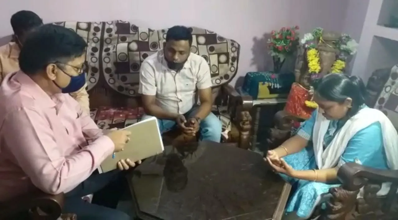  ପୂର୍ବତନ ଜିଲ୍ଲାପାଳଙ୍କ ପିଏ ହତ୍ୟା ମାମଲା: ତଦନ୍ତ ପାଇଁ ମାଲକାନଗିରିରେ କ୍ରାଇମବ୍ରା଼ଞ୍ଚର ୪ ଜଣିଆ ଟିମ