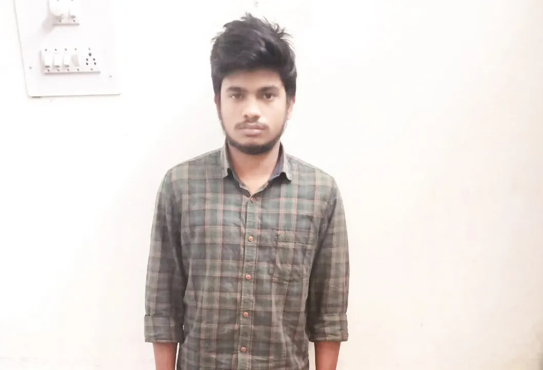  ପ୍ରେମରେ ଧୋକା ଖାଇ ଛାତ୍ରୀଙ୍କ ଆତ୍ମହତ୍ୟା : ସୁଇସାଇଡ୍ ନୋଟ୍ ଜବତ, ପ୍ରେମିକ ଗିରଫ