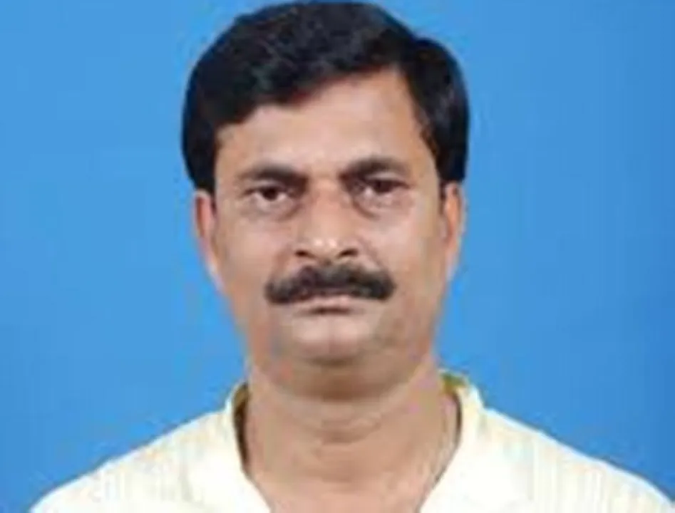  ଶିକ୍ଷାମନ୍ତ୍ରୀଙ୍କ ଭଦ୍ରକ ଗସ୍ତ ପରେ ପ୍ରତିକ୍ରିୟା; ଶିକ୍ଷକ, କର୍ମଚାରୀ ଅଭାବ କଥା ଭୁଲିଗଲେ