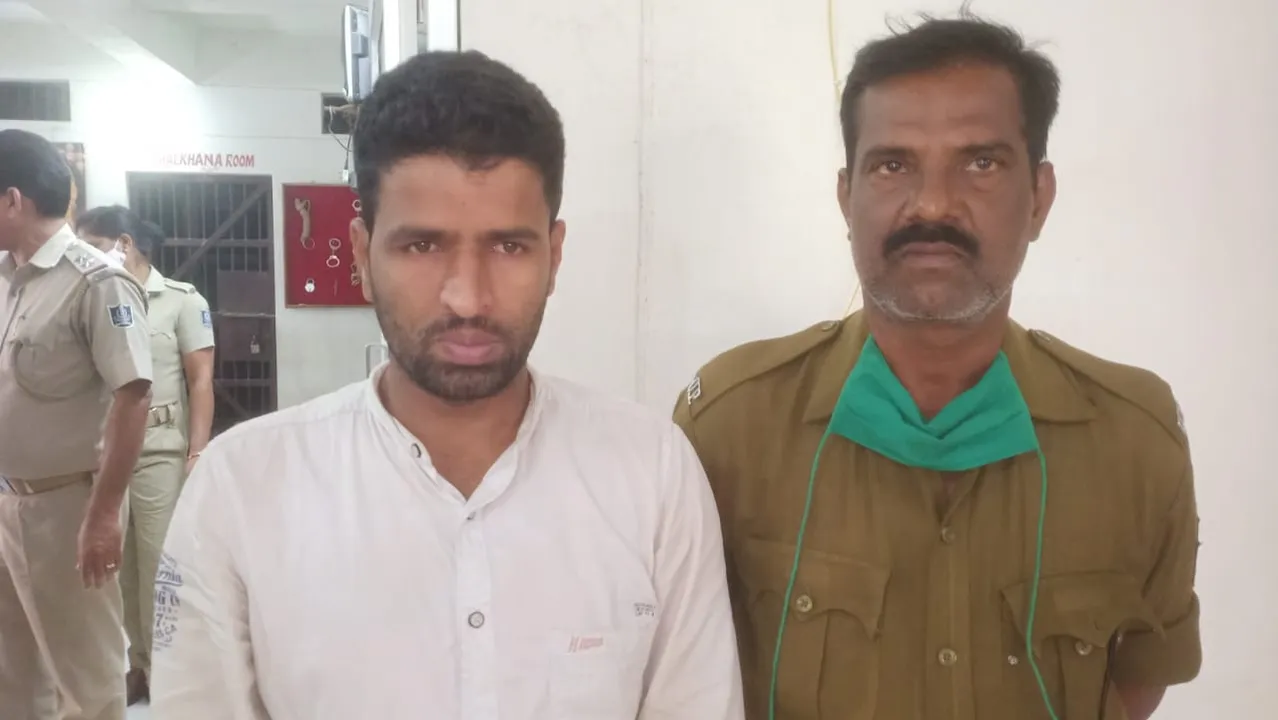  ଫେସ୍‌ବୁକ୍ ବନ୍ଧୁତାରୁ ବାଇକ୍ ଚୋରି, ଭୁବନେଶ୍ବରରୁ ଧରାହେଲା ବାଇକ୍ ସହ ଚୋର