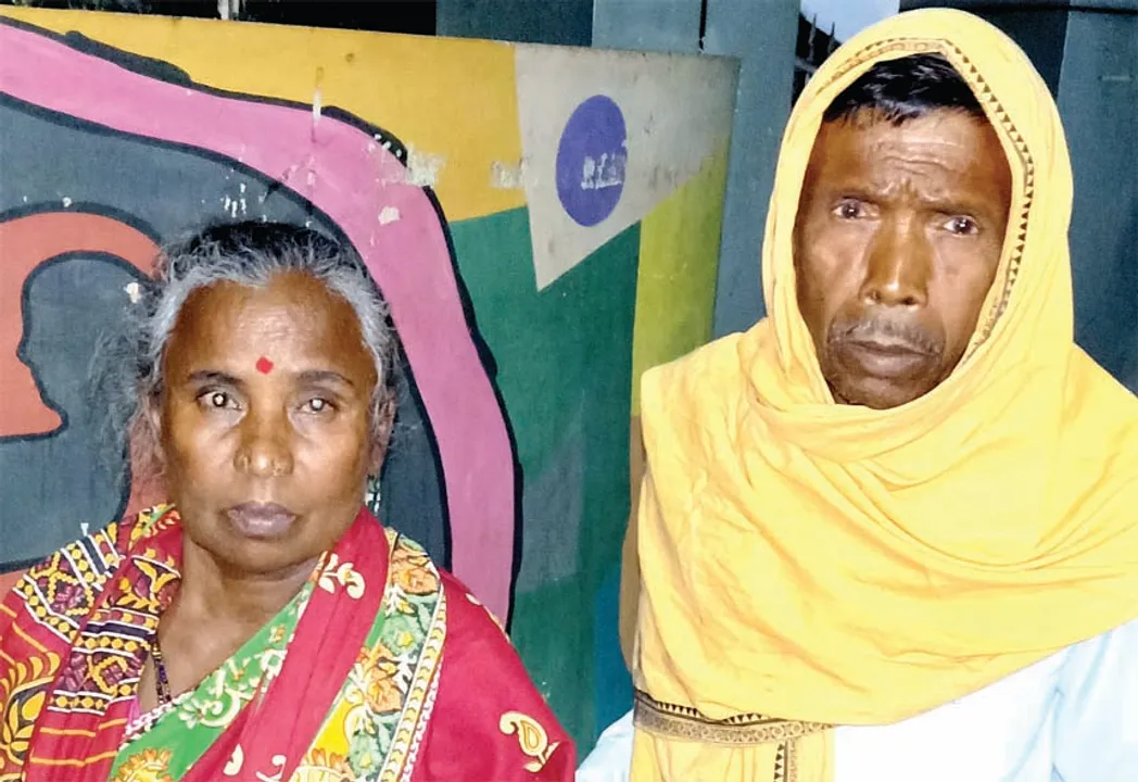  ଘର, ଭତ୍ତା ପାଇଁ ଗୁହାରି କରି ବୃଦ୍ଧ ଦମ୍ପତି ନିରାଶ, ଜିଲ୍ଲାପାଳଙ୍କୁ ଫେରାଦ୍ ହେଲେ