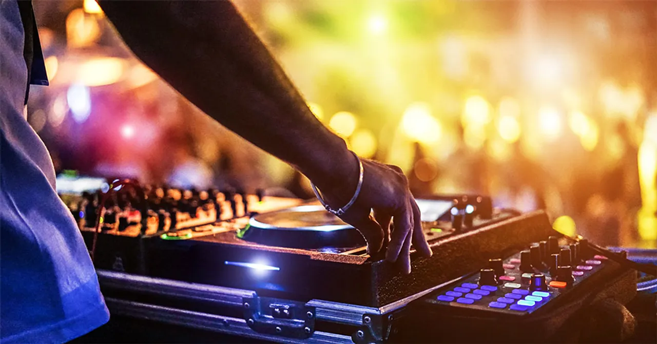  
www.internetdj.com 