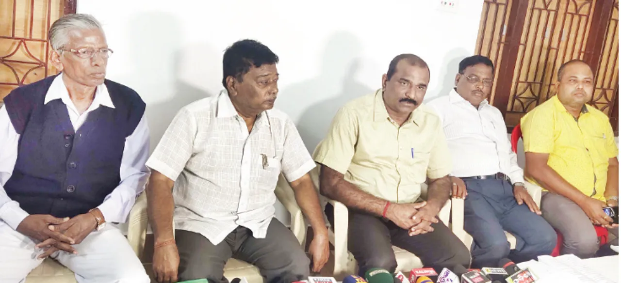  ମାହାଙ୍ଗାରେ ବିଜେଡିର ପ୍ରେସ ମିଟ୍, ମିଛ ବୟାନ ଦେଇ ଲୋକଙ୍କୁ ଭୁଆଁ ବୁଲାଉଛନ୍ତି ଧର୍ମେନ୍ଦ୍ର